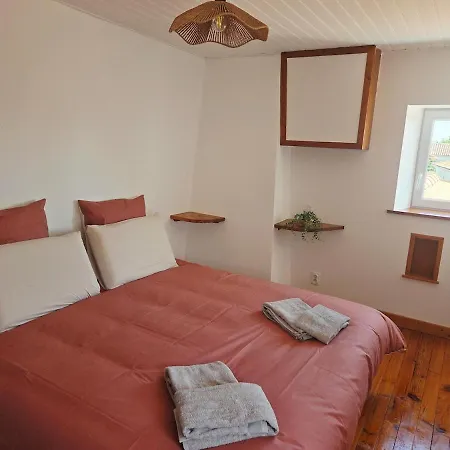 Maison La En Bois Holiday home Corsept