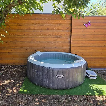 Holiday home Maison La En Bois *