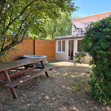 Holiday home Maison La En Bois